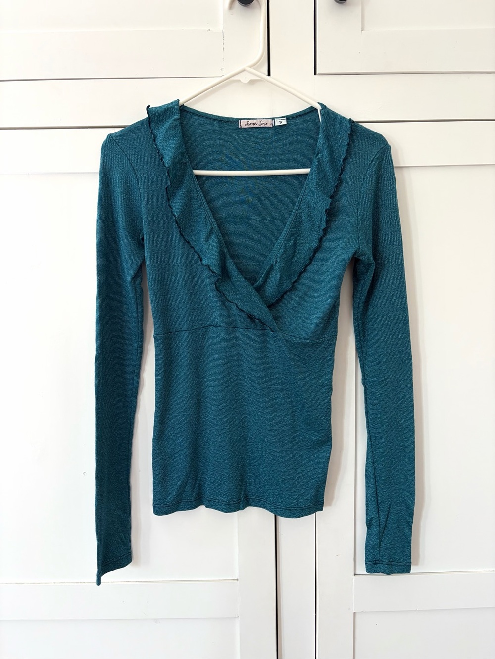Teal Blue Shimery Deep V Ruffle Trim Fitted Empire Waist Long Sleeve Top Small